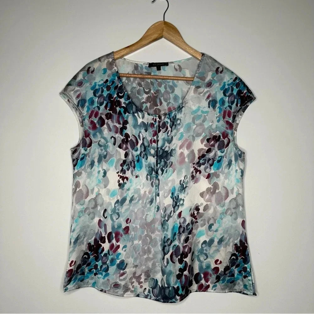 ST. JOHN Watercolor Silk Short Sleeve Blouse Size Large